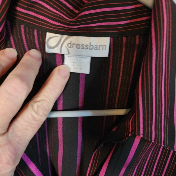 EUC Dress Barn Button-Down Blouse with large cuffed sleeves - Picture 5 of 6